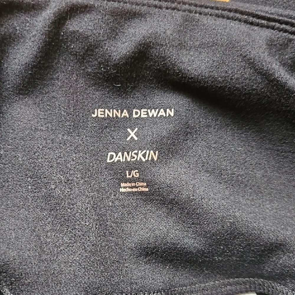 Danskin Black Leggings Jenna Dewan Collaboration - Picture 5 of 6